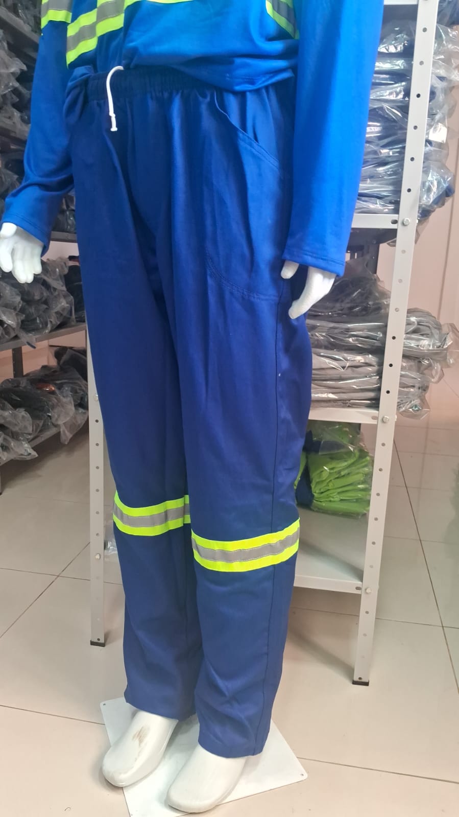 Calça Brim Azul royal refletivo