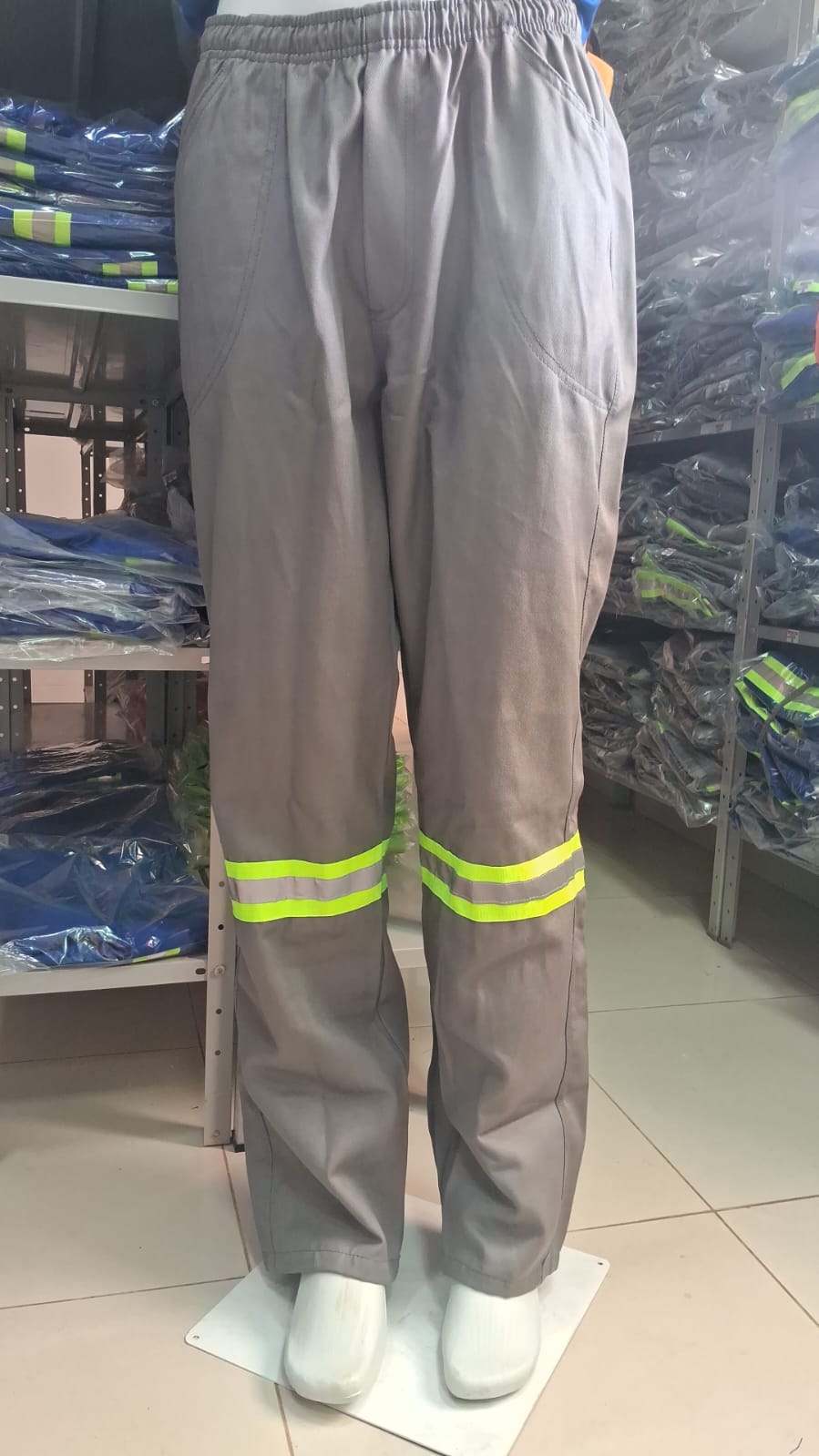 Calça Brim Cinza Refletivo